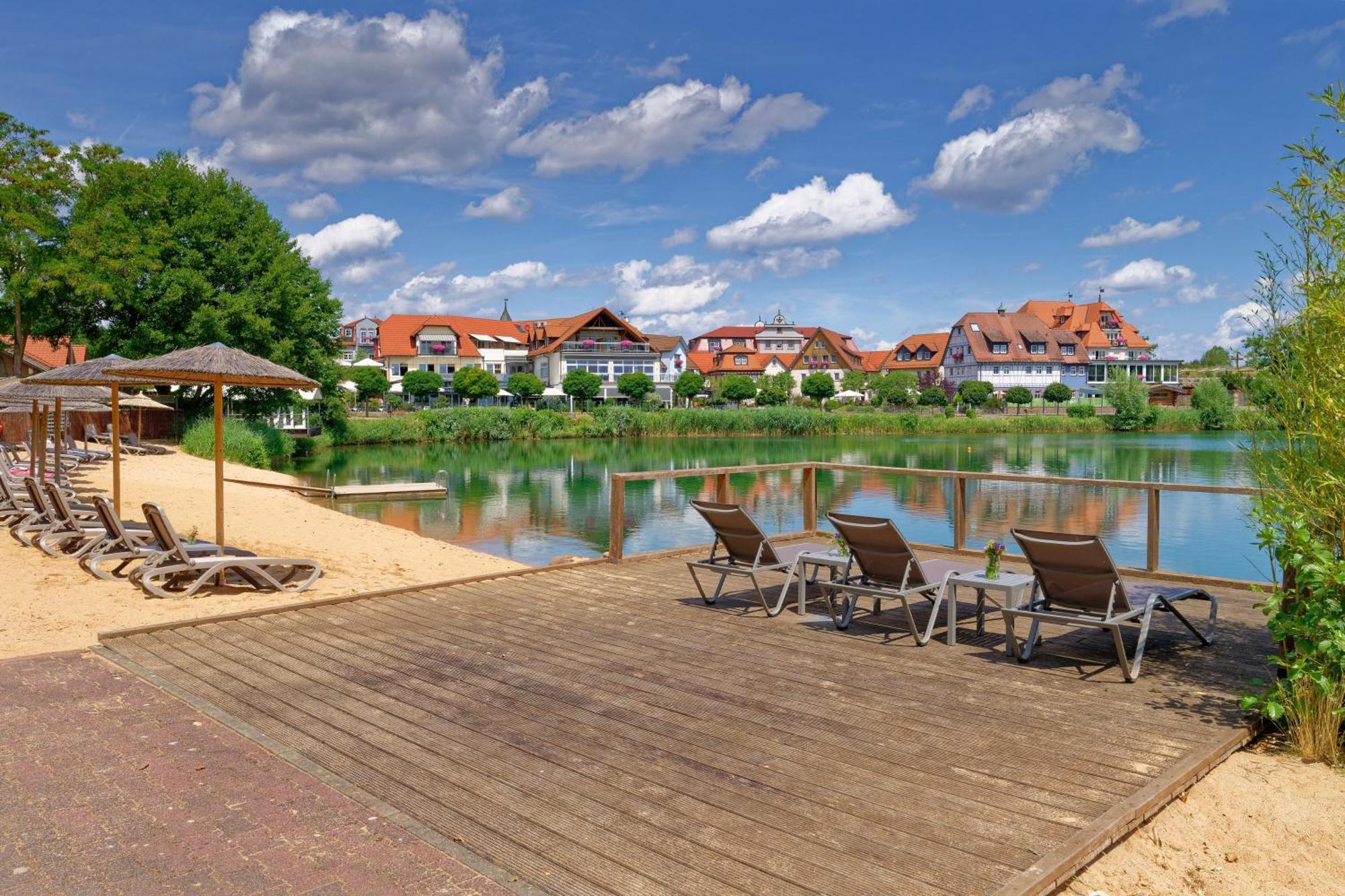 Seehotel Niedernberg - Das Dorf Am See Exteriér fotografie