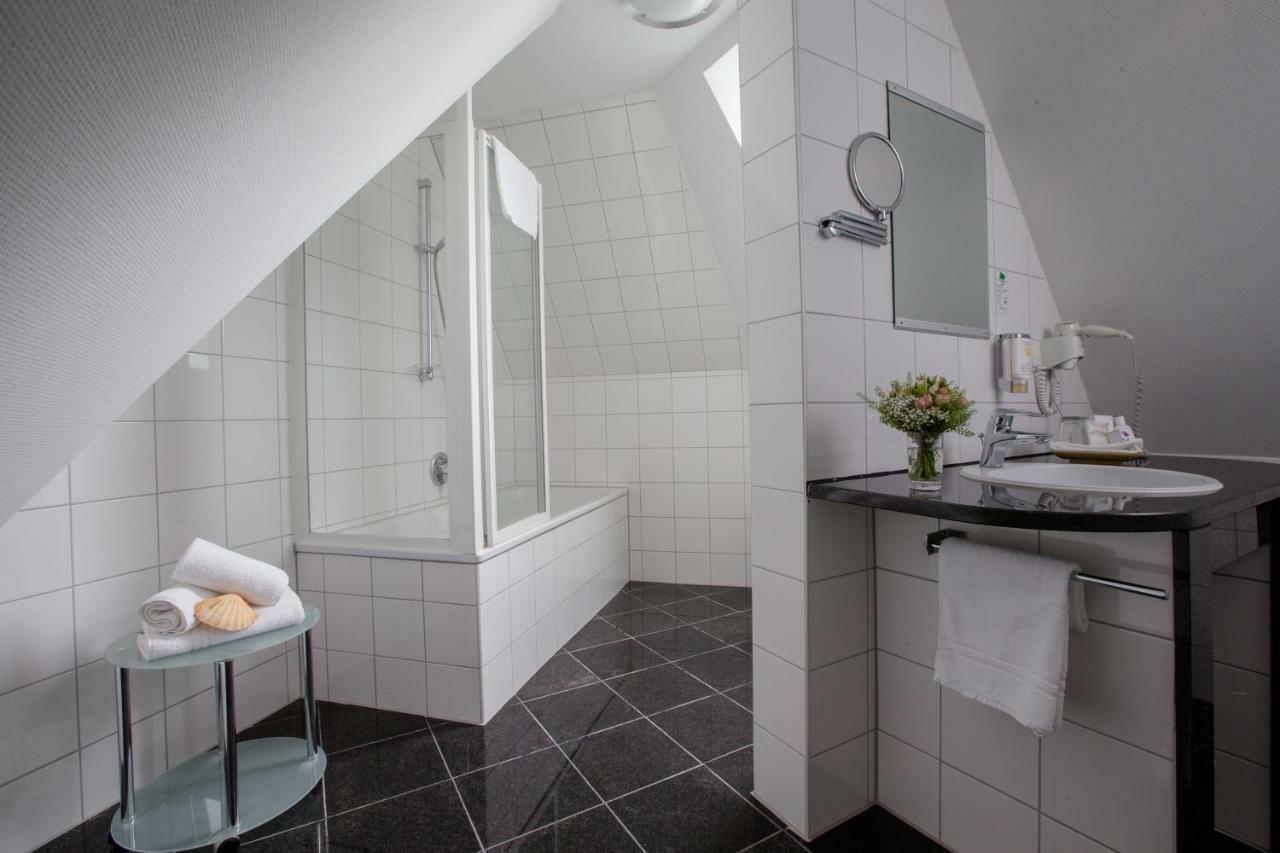 Seehotel Niedernberg - Das Dorf Am See Exteriér fotografie